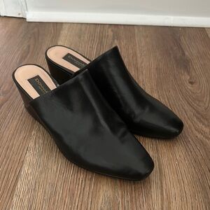 Donna Karan Mercer Slip on shoe